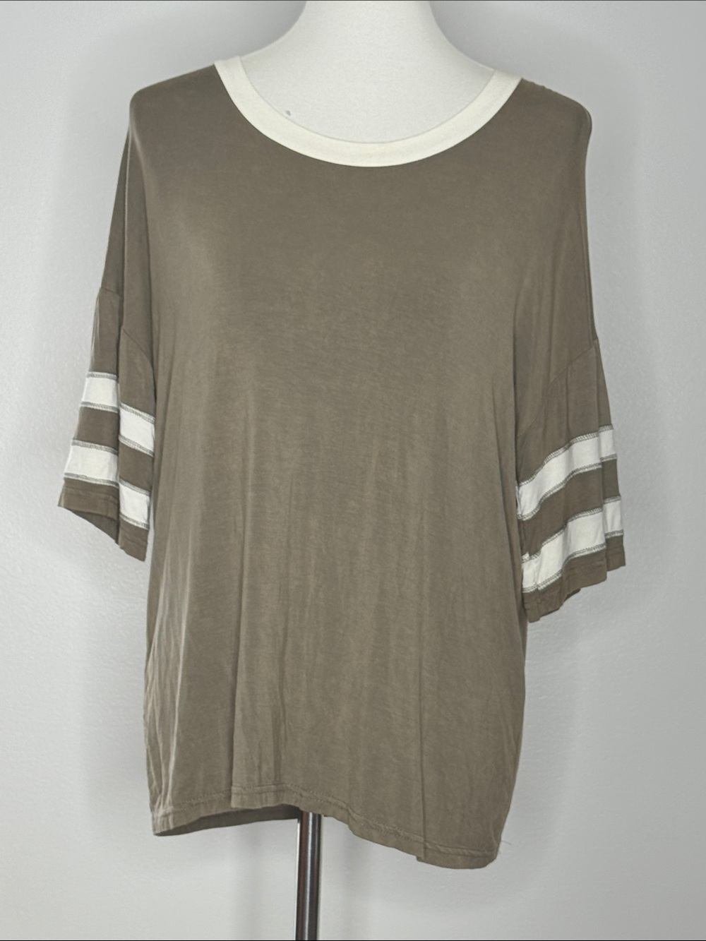 POL Taupe Short Sleeve Tee with Ivory Trim